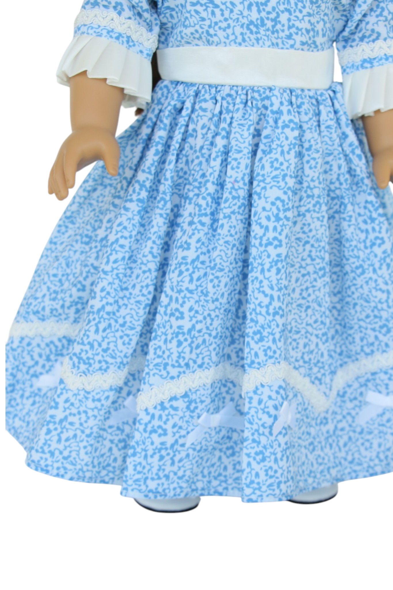 Детские аксессуары для кукол The Doll Boutique 18″ Doll Blue Victorian Floral Dress & Bonnet — фото 3